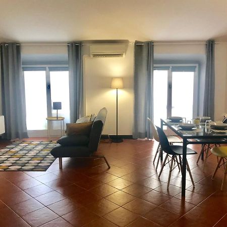 Genova Suite Art Luaran gambar
